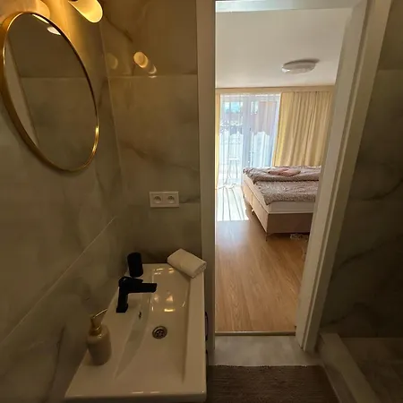 Zara Apartament